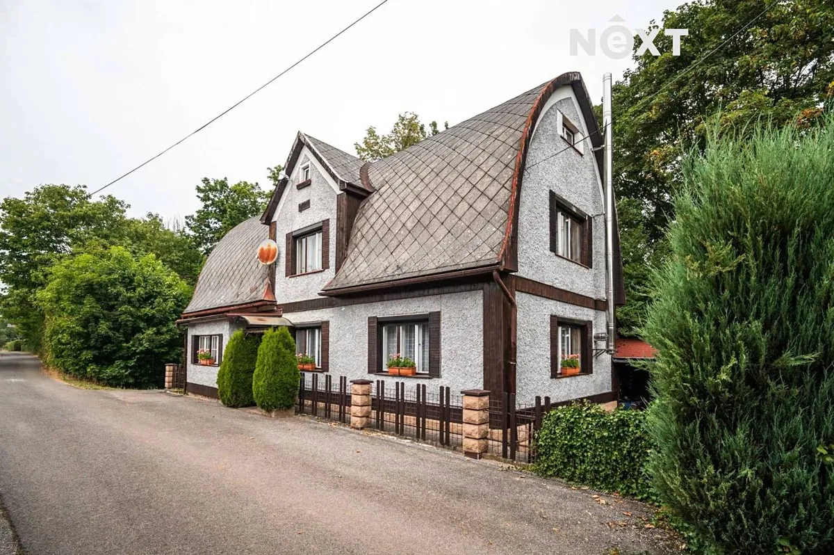 Prodej rodinného domu 187 m², pozemek 599 m²